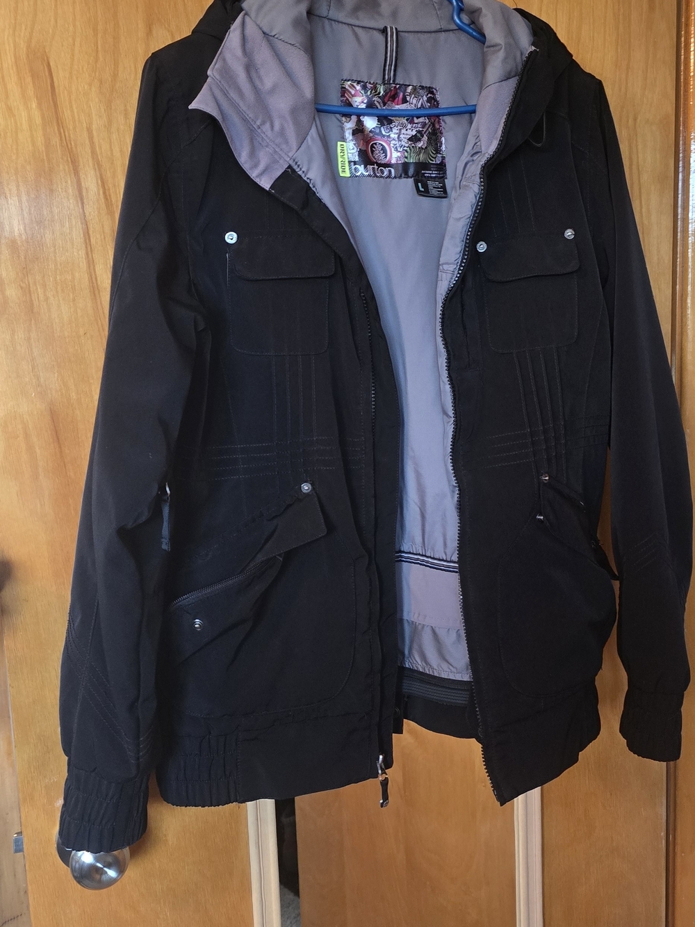 Burton Women's Snowboarding Black Hooded Dryride Jacket. Large